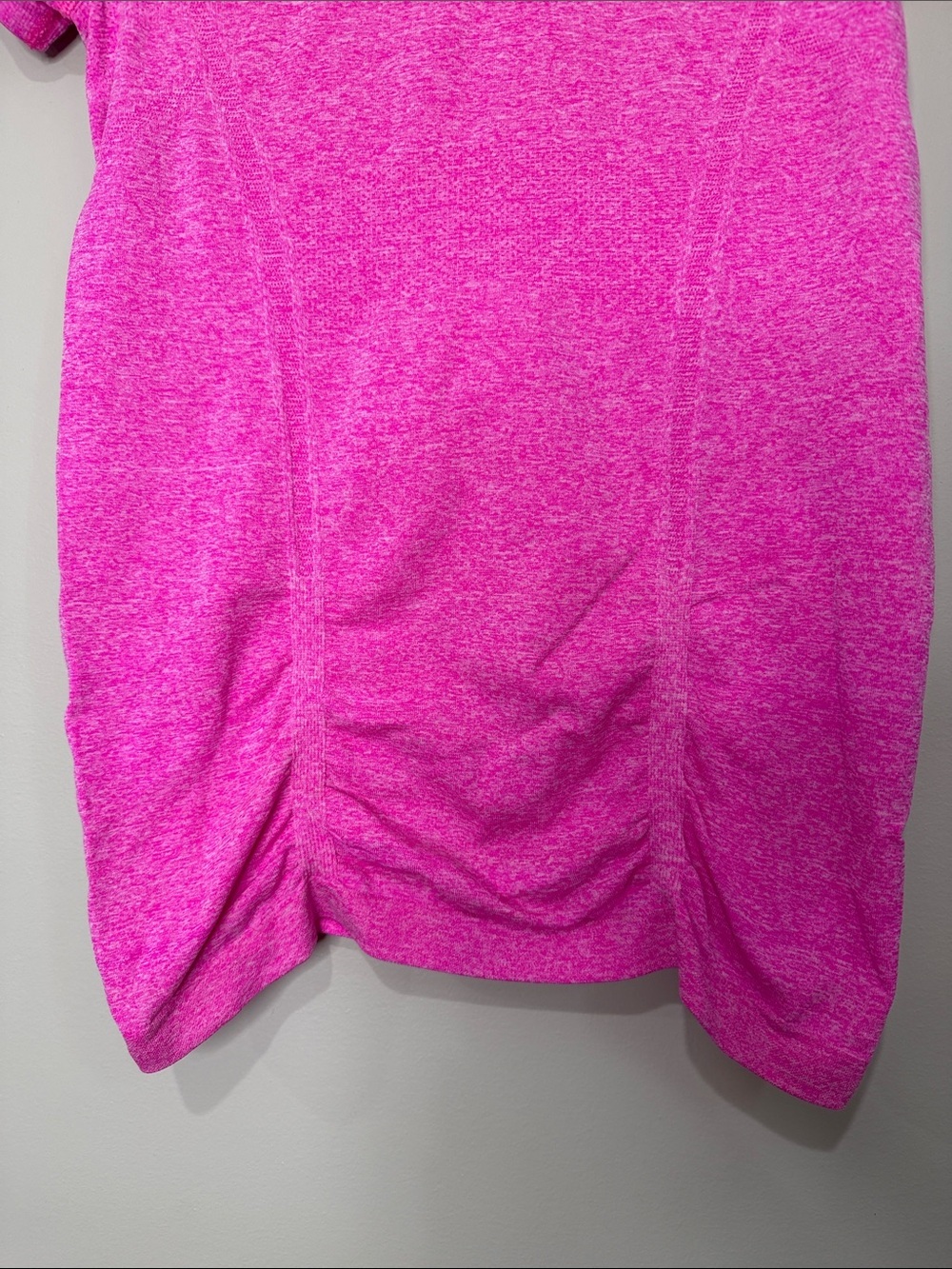 Athleta Women’s Pink Short Sleeve Top XS - Picture 3 of 5